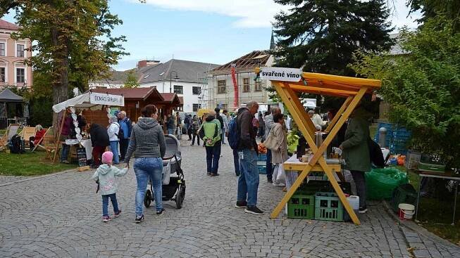 Farmářské trhy: na novoměstském náměstí zavoní kachny i zabijačkové pochoutky