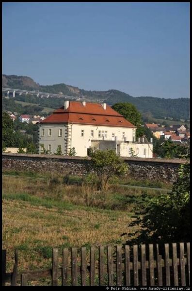 Libochovany – fotografie / hrady-zriceniny.cz