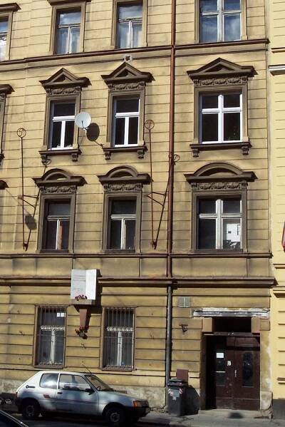 FUČÍK Julius – Na domě čp.1041 v Duškově ulici 20 Praha 5 – Smíchov – Pamětní desky v Praze