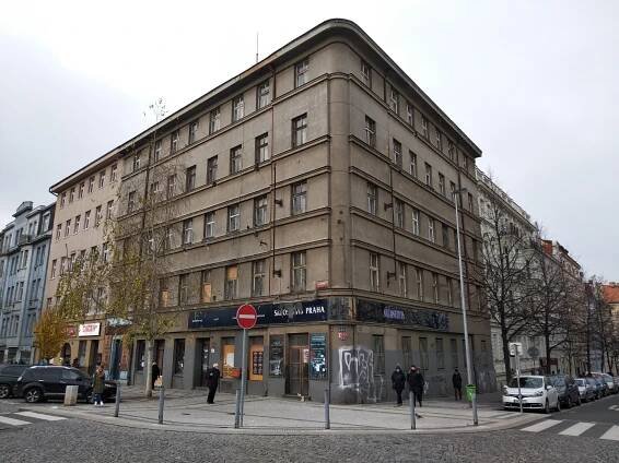 BD Dejvická 184 | Databáze domů s historií