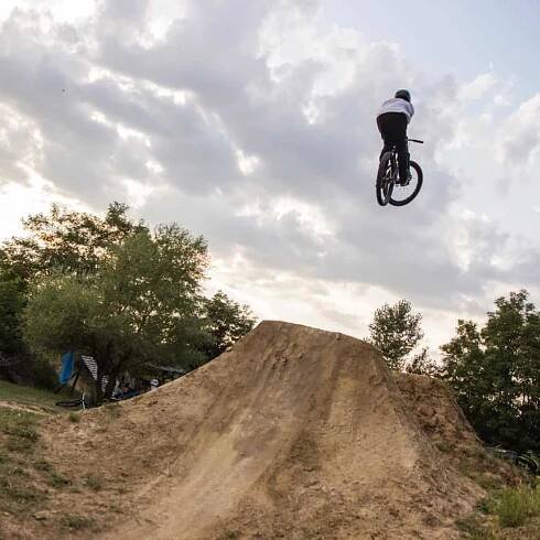 JUNKRIDE DIRTY JAM 2019 / Fotoreport + Video - JUNKRIDE Freestyle BMX shop, park, crew and more since 2010