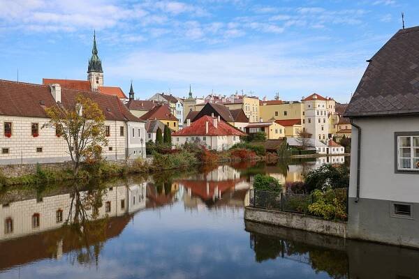 Nádherný Jindřichův Hradec. Projděte se s námi kouzelným podzimním městem