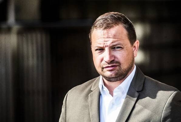 Horáček v kraji Ratha. Kauza vede do středních Čech