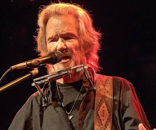 Kris Kristofferson Biography - Facts, Childhood, Family Life & Achievements