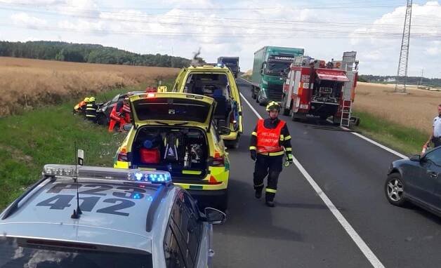 Vážná nehoda uzavřela silnici z Plzně do Domažlic | Krimi Plzeň