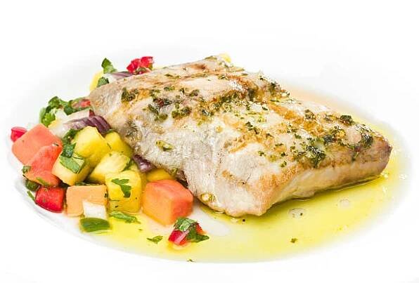 grilované filé z ryb s tropickým ovocem - mahi mahi - stock snímky, obrázky a fotky