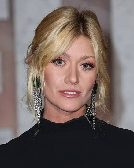 Americká herečka Katherine McNamara přijíždí do Los Angeles Premiere Of Netflix 's' Rebel Moon - Part One: A Child Of Fire ', která se konala 13. prosince 2023 v Hollywoodu, Los Angeles, Kalifornie, Spojené státy americké. — Stock obrázek