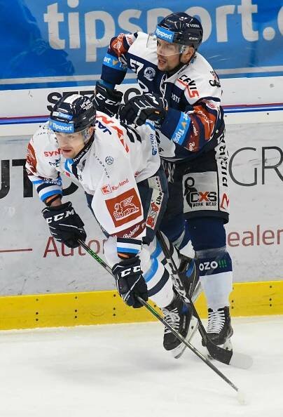 FOTO: Bílí Tygři postupují přímo do čtvrtfinále