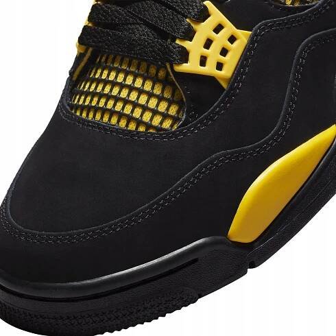 Boty Nike Air Jordan 4 Retro Thunder DH6927-017 Barva černá