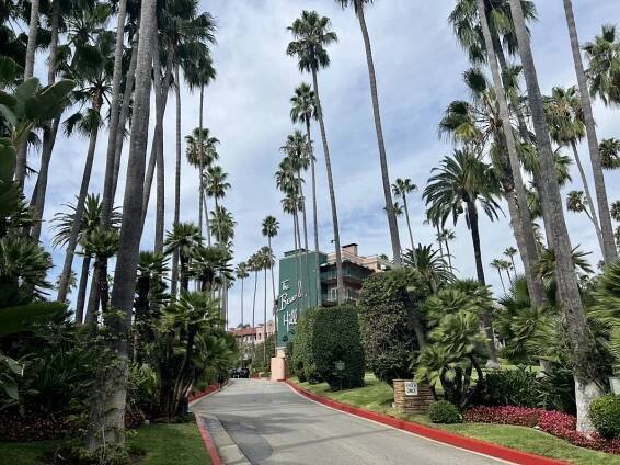 Hotel, kde se za 400 tisíc na noc schovávají hvězdy Hollywoodu