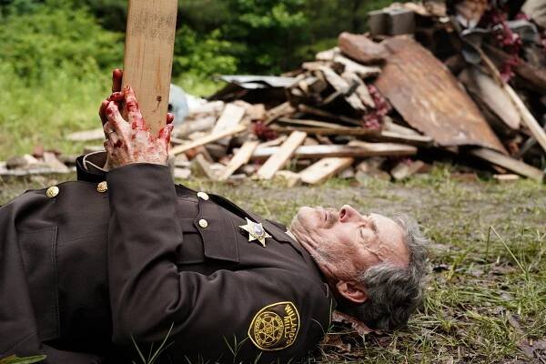 Stan Against Evil - Hell is What You Make It - Z filmu - John C. McGinley