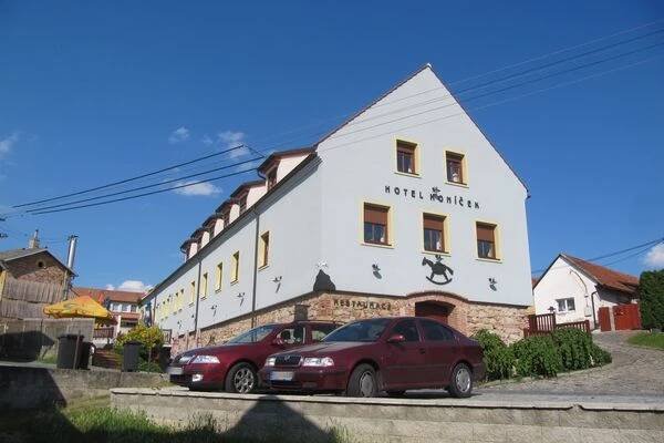 Restaurace Koníček foto 1