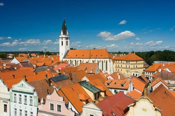 Léčebné pobyty i rodinná dovolená. Slevové poukázky lákají do lázní
