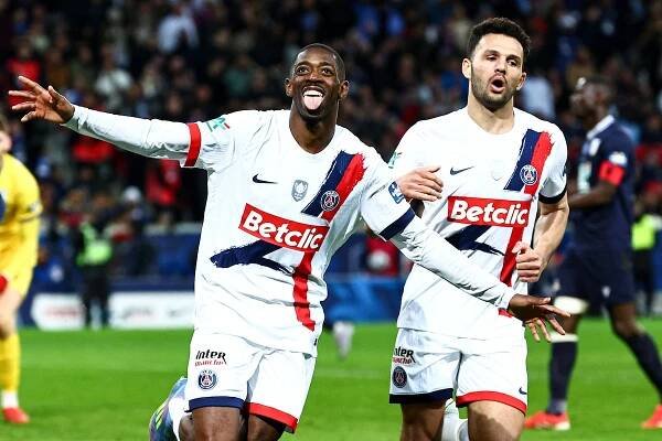 Dunkerk na obra nestačil, Paris Saint-Germain otočil utkání čtyřmi góly