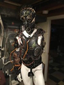 Cyberpunk Plague Doctor Armor Costume - Halloween Outfit