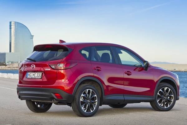 Mazda CX-5: Podrobné specifikace vozidel & Interaktivní nástroj pro srovnání