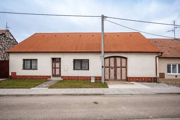 Prodej rodinného domu v Bulharech - Schmidt Reality - Rodinná realitní kancelář