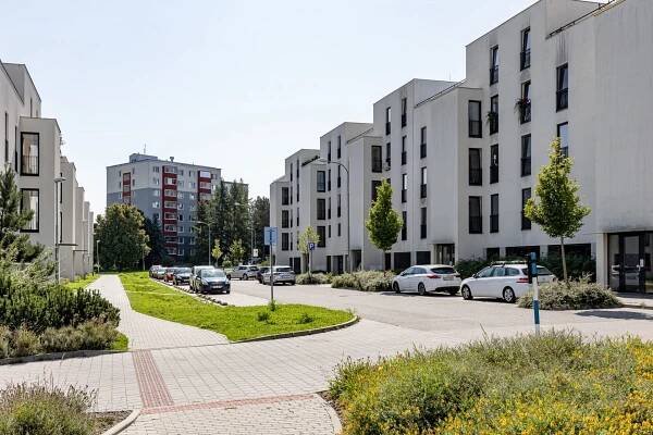 Nový byt 3+kk s terasou, parkovacím místem a výhledem na přehradu