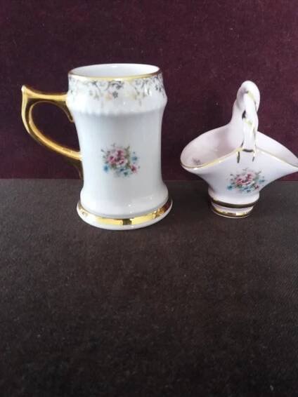 Hrníček a košíček, růžový porcelán, značeno - Starožitnosti a umění