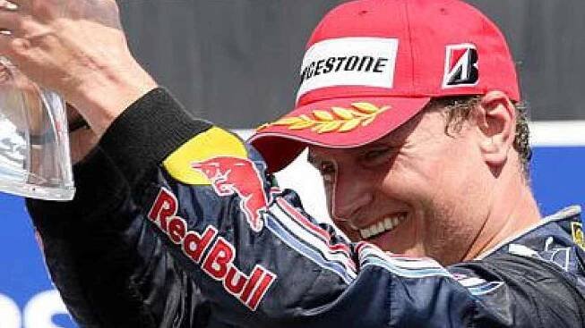 Bývalý pilot F1 David Coulthard se vrací na závodní okruhy