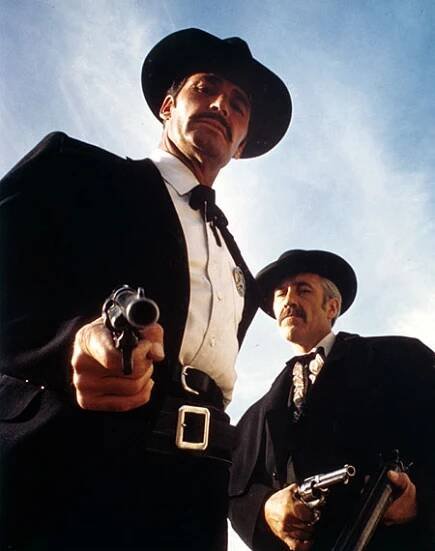 Hodina pušek - Z filmu - James Garner, Jason Robards