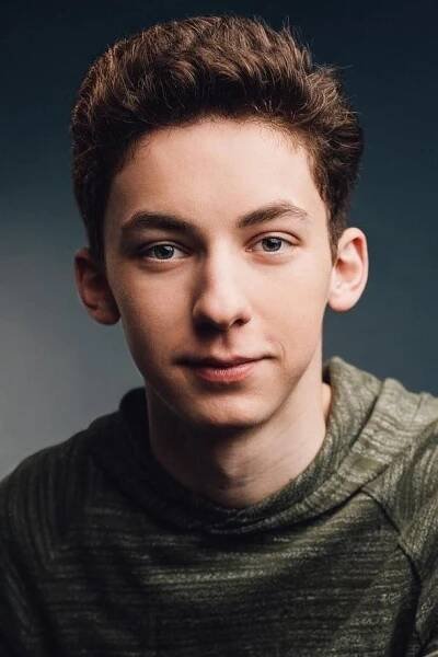 Andrew Barth Feldman herec