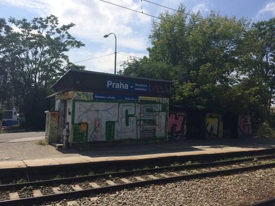 Vlaková zastávka Strašnice časem zmizí. Nahradí ji Eden a Zahradní Město
