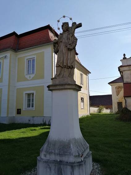 Fotogalerie • Socha sv. Jana Nepomuckého (Socha) • Mapy.com