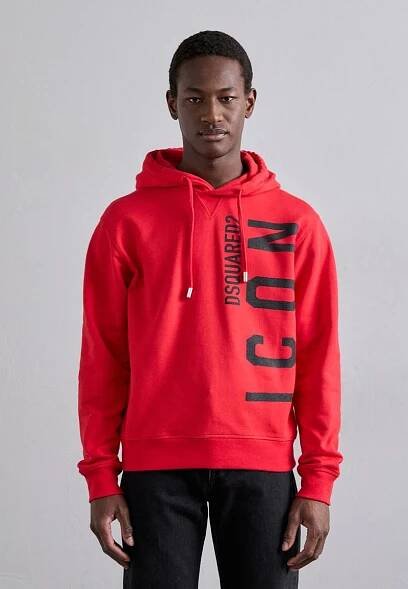 Červená mikina s kapucí vyrobená z měkké látky, s velkým černým potiskem "ICON" a logem "DSQUARED2" na přední straně, s uvolněným střihem.