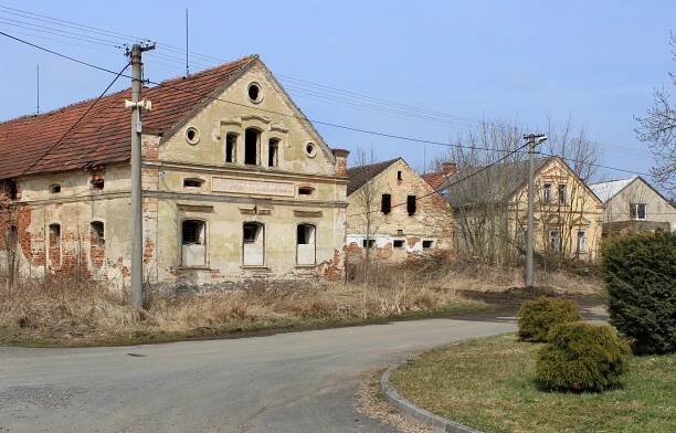 Přes