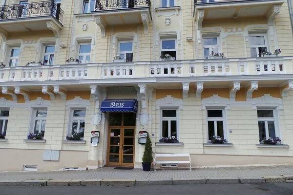 Hotel Paris, s.r.o. foto 1