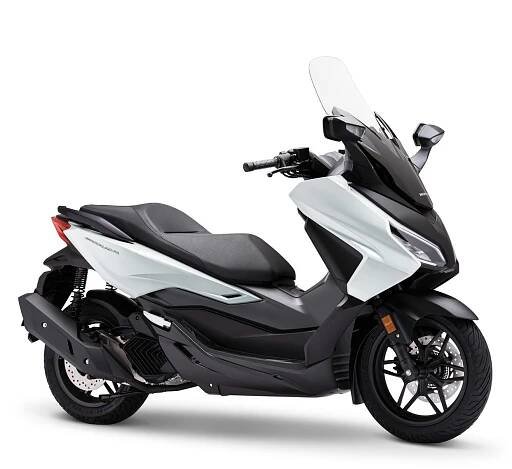 Honda Forza 125 - bílá 2025