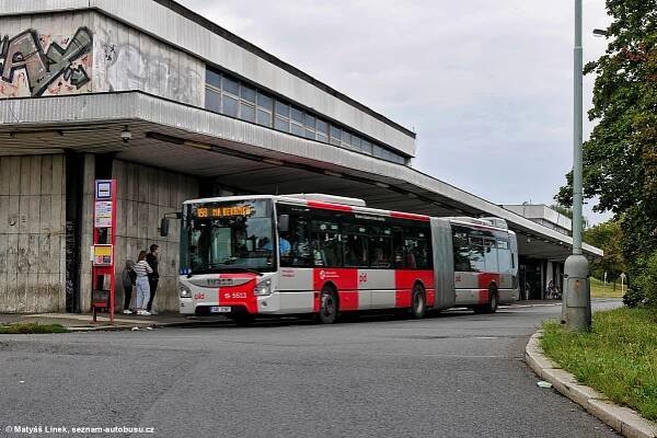 Fotografie Iveco Urbanway 18M Hybrid 5511/III (1AD X187) Dopravní podnik hl. m. Prahy