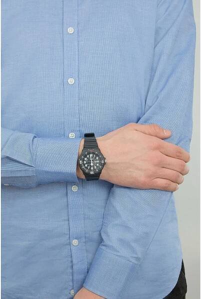 CASIO Collection Men MRW-200H-1BVEG