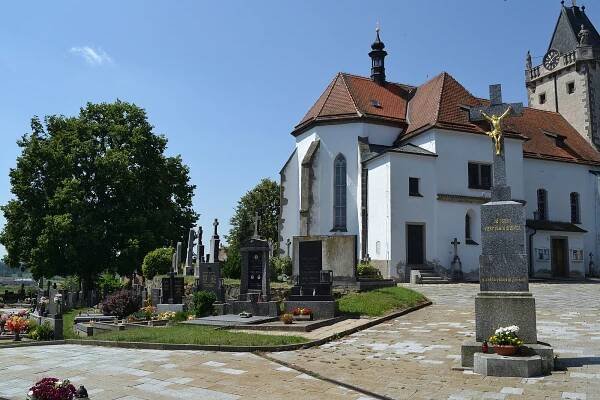 Soubor:Budišov - hřbitov, 2024-06, obr01.jpg