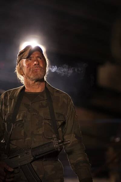 Falling Skies - Eight Hours - Z filmu - Will Patton