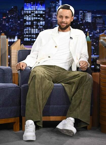 Stephen Curry during an interview on THE TONIGHT SHOW STARRING JIMMY FALLON