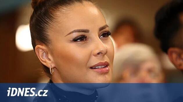 Mareš se omluvil Bagárové za O2 arenu. A prozradil, kolik lístků na koncert prodala - iDNES.cz