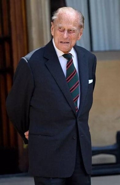 Royal Family member left 'so angry' with Prince Harry that he left secretive meeting