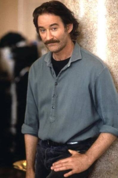 Francouzský polibek - Promo - Kevin Kline