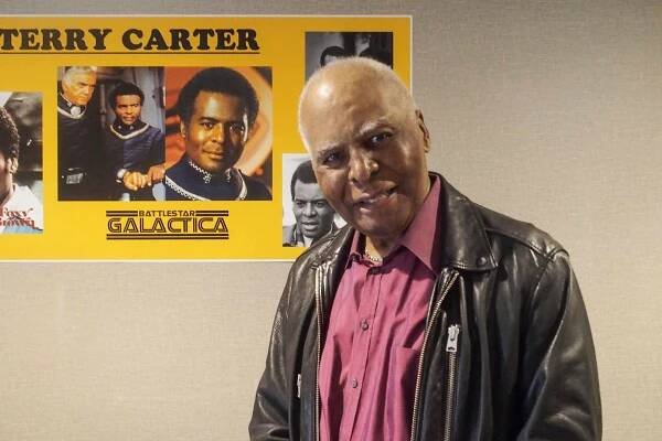  Terry Carter attends Chiller Theatre Expo 30th Anniversary Fall 2021