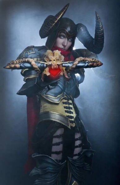 Demon Hunter | Lightning Cosplay - Costumes, Accessories, Tutorial Books