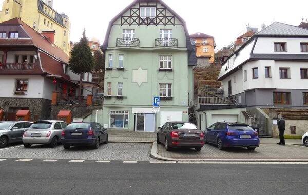 Fotografie nemovitosti - Obchod s výlohou na viditelném místě, Karlovy Vary - Drahovice, Vítězná ulice