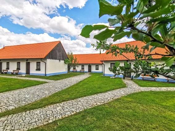 Veterný mlyn Bukovany: Areál Bukovanského mlynu