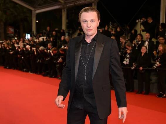 Actor Michael Pitt Accused of Sexual Abuse, Strangulation by Ex-Girlfriend
