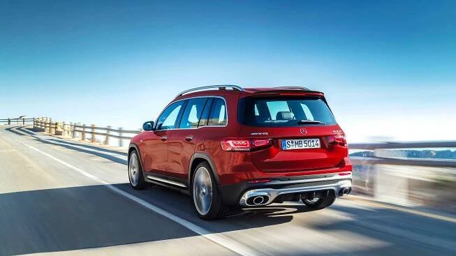 SUV ve všech velikostech! Mercedes ukázal nejnovější rychlou verzi GLB - jednoho z mnoha SUV nabídky