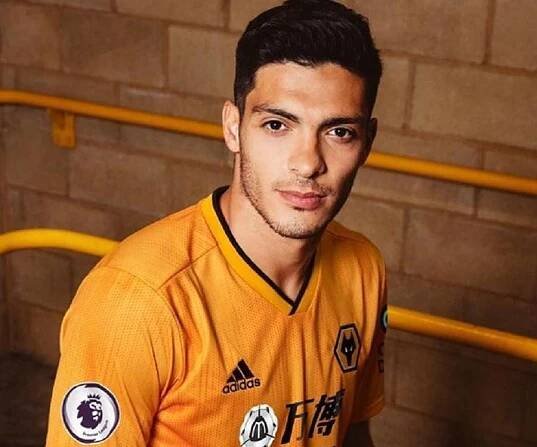 Raúl Jiménez Biography - Facts, Childhood, Family Life & Achievements
