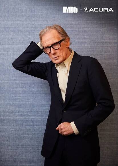 Bill Nighy at an event for Žít (2022)