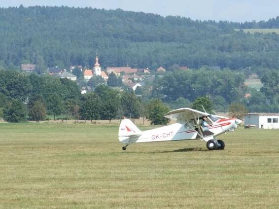 Aeroklub Hořice-Den otevřeného letiště 10.9.2016 - Obec Holovousy