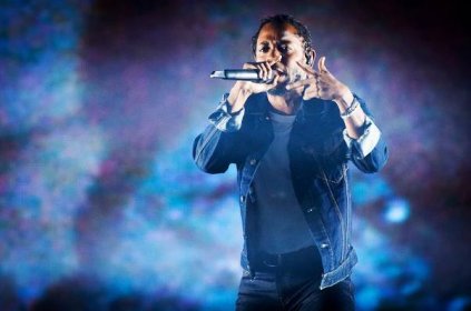 Kendrick Lamar 'DAMN.' Becomes His Third Million-Selling Album in U.S.